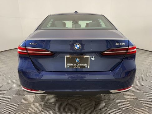 New 2025 BMW 540i xDrive w/ Premium Package image 4