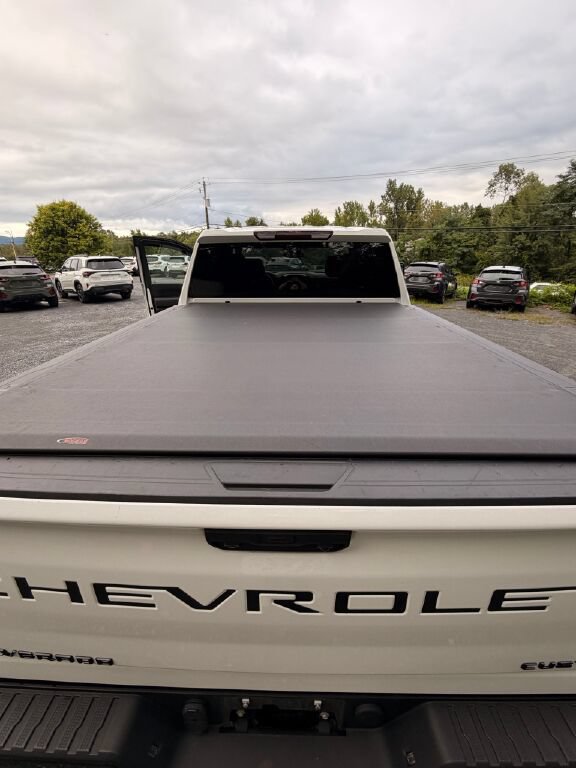 Used 2024 Chevrolet Silverado 2500 Custom w/ Custom Convenience Package AWD/4WD image 10
