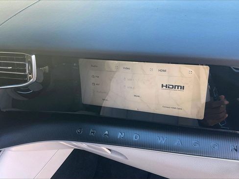 New 2026 Jeep Grand Wagoneer L Summit image 30