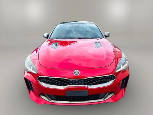 Used 2018 Kia Stinger GT2 AWD/4WD image 3