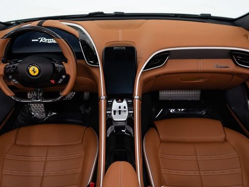 Used 2025 Ferrari Roma Spider RWD image 28