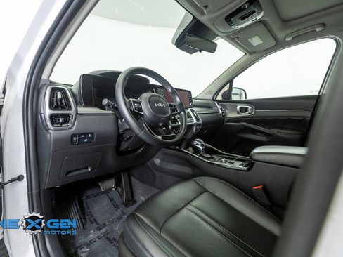 Used 2022 Kia Sorento SX AWD/4WD image 10