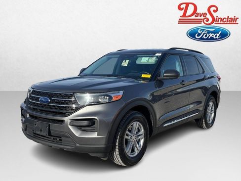 Used 2023 Ford Explorer XLT AWD/4WD image 1