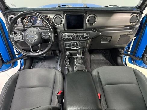 Used 2021 Jeep Gladiator Sport AWD/4WD image 16