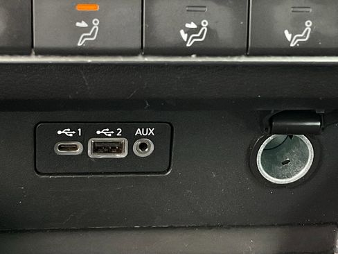 Used 2025 Nissan Altima 2.5 SV FWD image 22