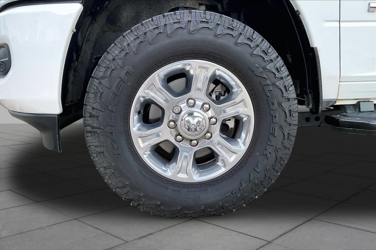 Used 2023 RAM 2500 Big Horn w/ Safety Group AWD/4WD image 12