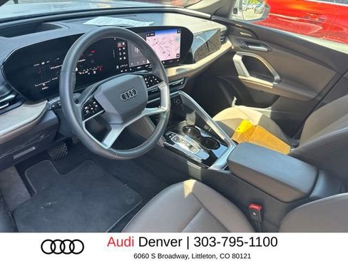 Used 2025 Audi Q5 Premium Plus w/ Premium Plus AWD/4WD image 12