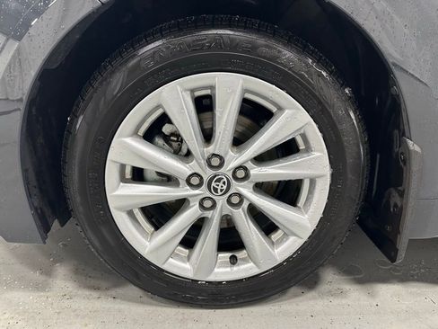Used 2025 Toyota Corolla LE w/ LE Premium Package image 60