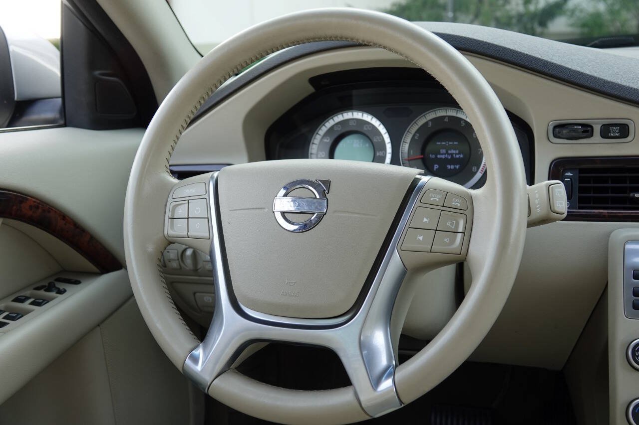 Used 2010 Volvo XC70 T6 AWD/4WD image 60