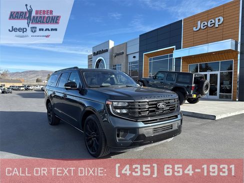 Used 2025 Ford Expedition Max Platinum w/ Stealth Appearance Package image 1