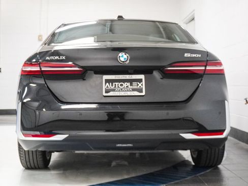 Used 2025 BMW 530i RWD image 37