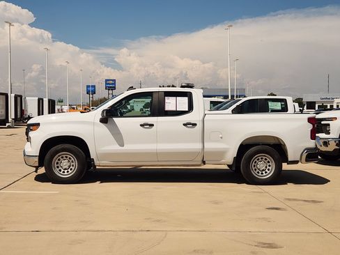 Used 2023 Chevrolet Silverado 1500 W/T w/ WT Value Package RWD image 4