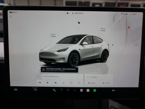 Used 2023 Tesla Model Y Long Range image 8