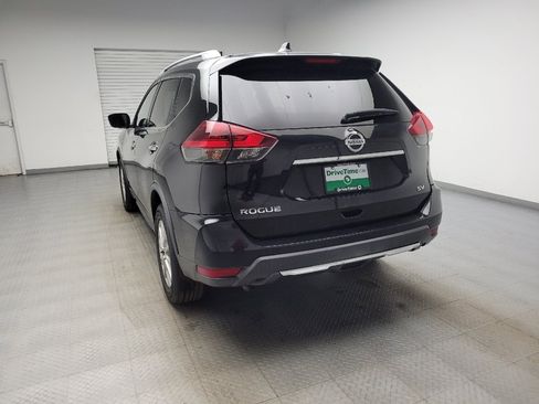 Used 2018 Nissan Rogue SV FWD image 6