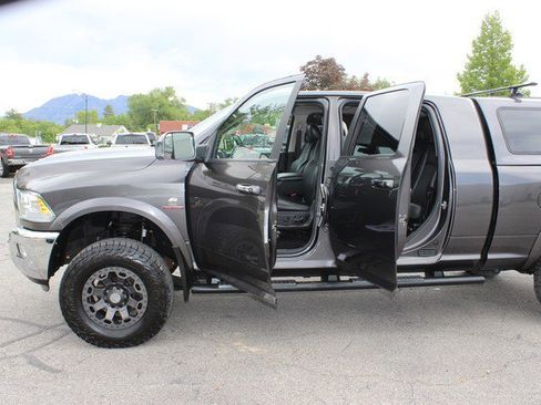 Used 2017 RAM 2500 Laramie w/ Cold Weather Group AWD/4WD image 9