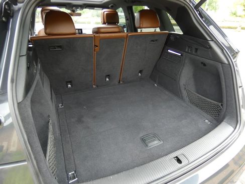 Used 2018 Audi Q5 2.0T Premium Plus w/ Premium Plus Package image 48