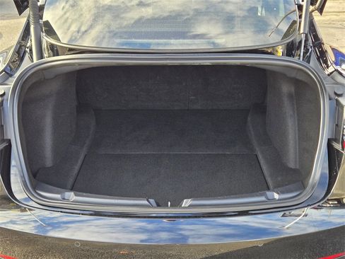 Used 2021 Tesla Model 3 Performance image 9