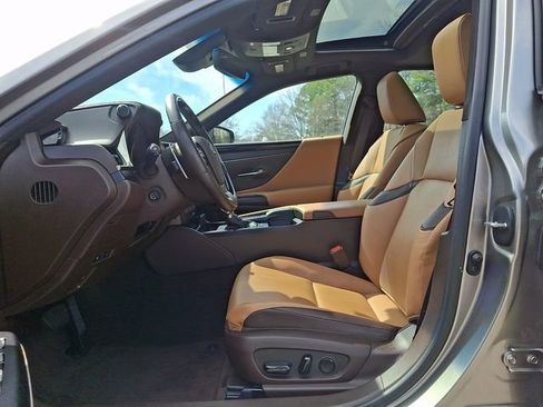 Used 2021 Lexus ES 350 w/ Premium Package image 16