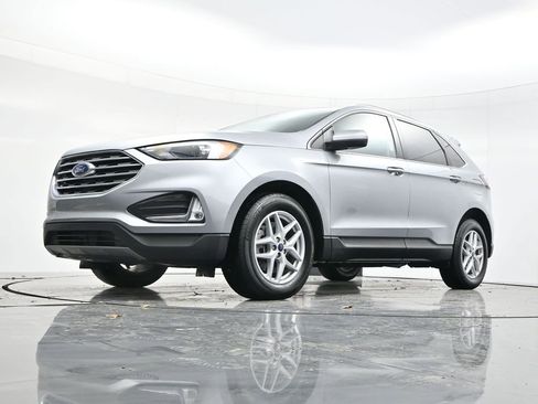 Used 2022 Ford Edge SEL w/ Convenience Package image 37
