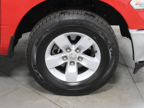 Used 2024 RAM 1500 Classic SLT image 13