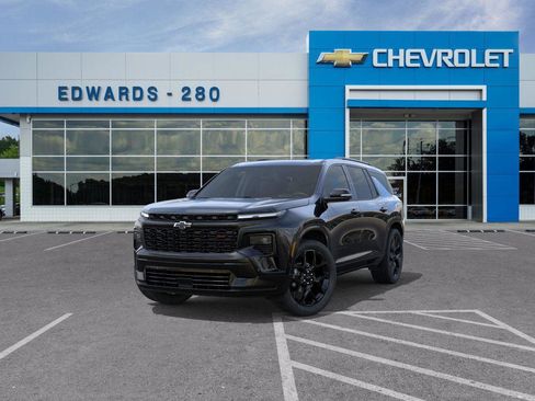 New 2026 Chevrolet Traverse RS w/ LPO, Floor Liner Package image 8