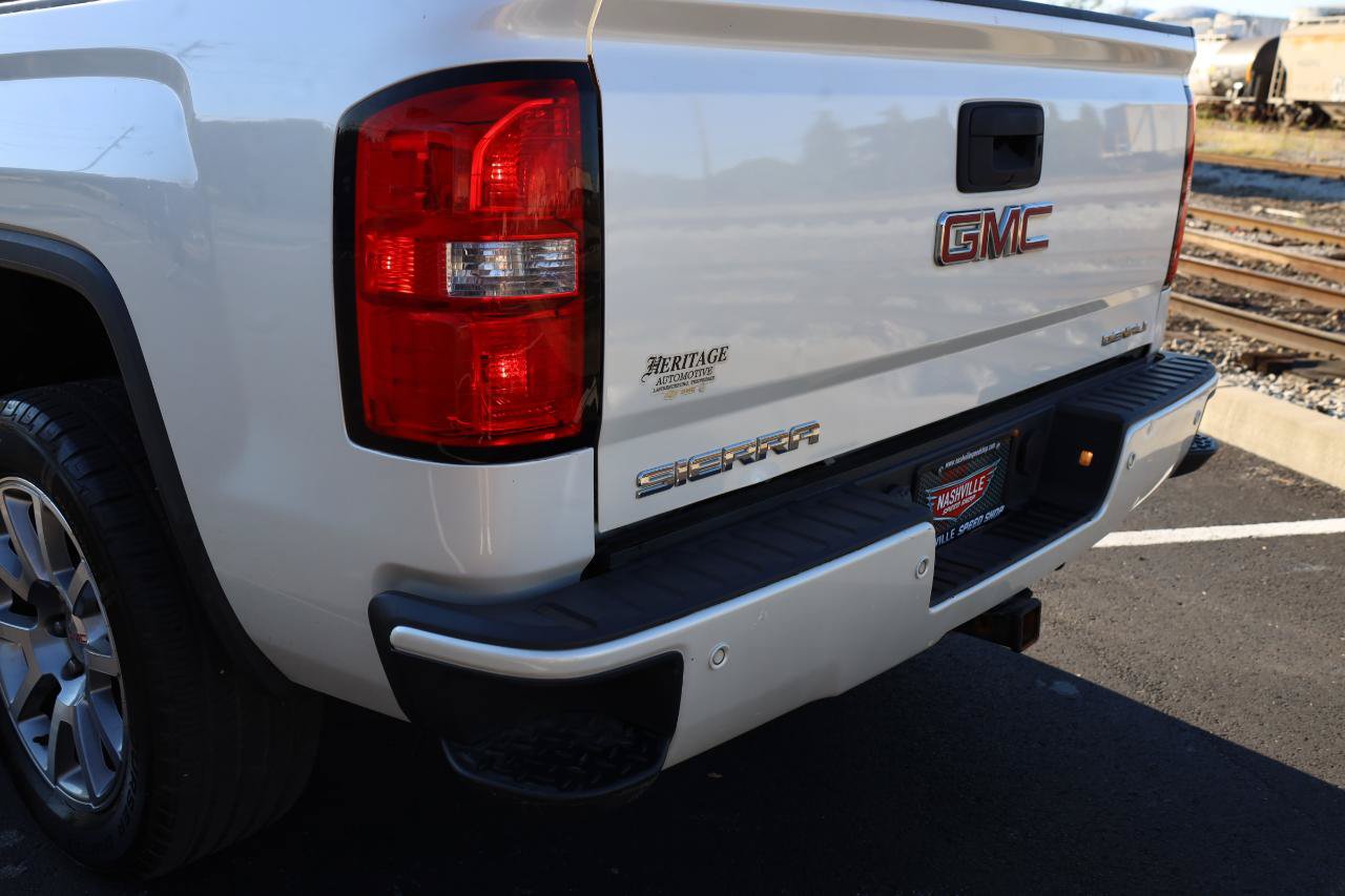 Used 2015 GMC Sierra 1500 Denali w/ Driver Alert Package AWD/4WD image 21