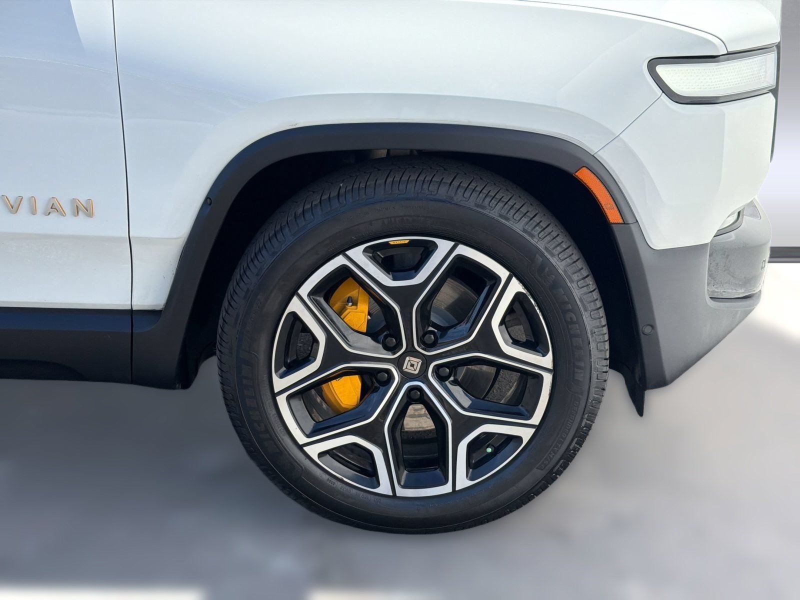 Used 2023 Rivian R1S Adventure Quad AWD/4WD image 12