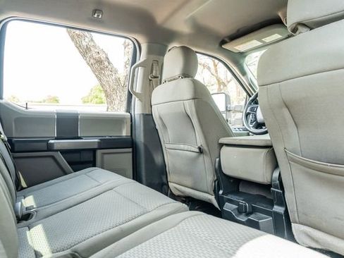 Used 2017 Ford F250 XLT w/ XLT Value Package image 41