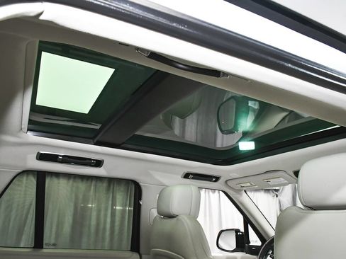 Used 2023 Land Rover Range Rover SE AWD/4WD image 55
