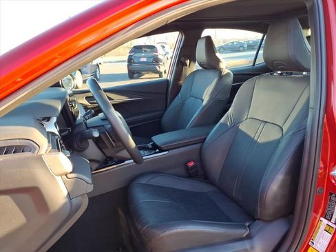 Used 2025 Toyota Camry XSE image 3