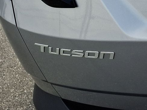Used 2025 Hyundai Tucson SEL FWD image 32