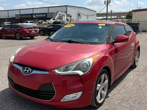 Used 2014 Hyundai Veloster w/ Style Package 02 image 7