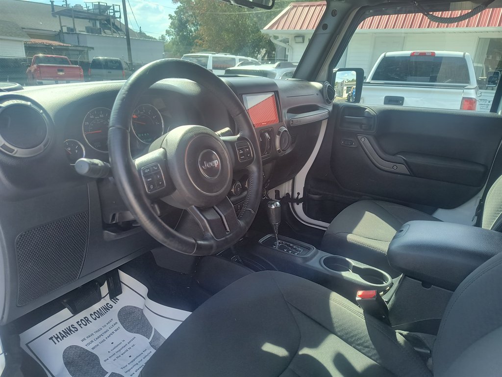 Used 2017 Jeep Wrangler Unlimited Sport w/ Quick Order Package 24S AWD/4WD image 14