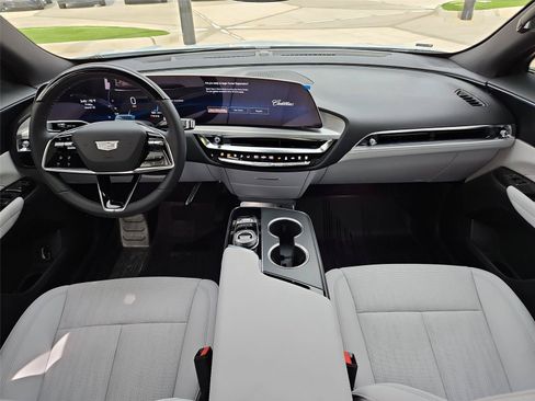 New 2026 Cadillac Lyriq Sport w/ LPO, Floor Liner Package AWD/4WD image 12