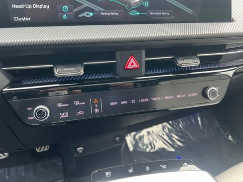 Used 2023 Kia EV6 GT-Line w/ GT-Line White Seat Package image 33