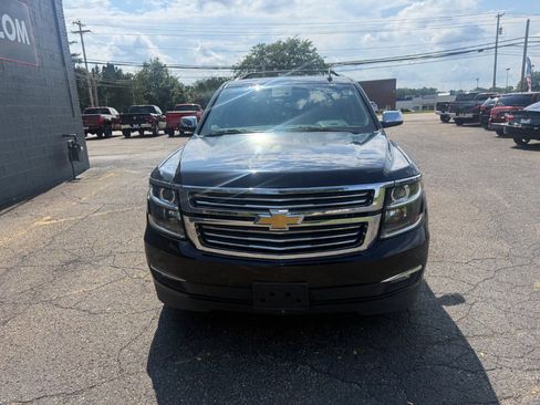 Used 2015 Chevrolet Tahoe LTZ AWD/4WD image 2