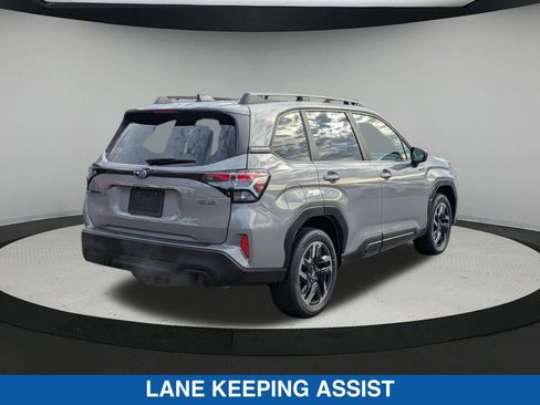 Certified 2025 Subaru Forester Premium AWD/4WD image 4
