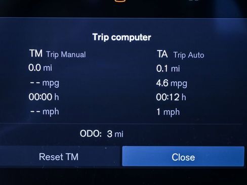 New 2026 Volvo XC60 B5 Ultra w/ Climate Package image 12