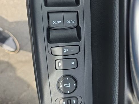 Used 2024 Honda CR-V EX image 13