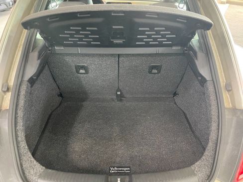 Used 2012 Volkswagen Beetle 2.5 image 31