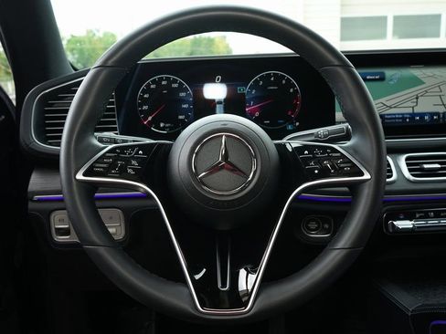 Used 2024 Mercedes-Benz GLE 350 4MATIC image 12