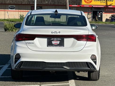 Used 2023 Kia Forte LXS image 7