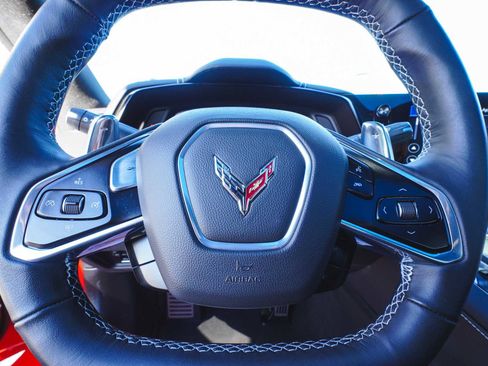 Used 2021 Chevrolet Corvette Stingray Coupe w/ Engine Appearance Package image 20