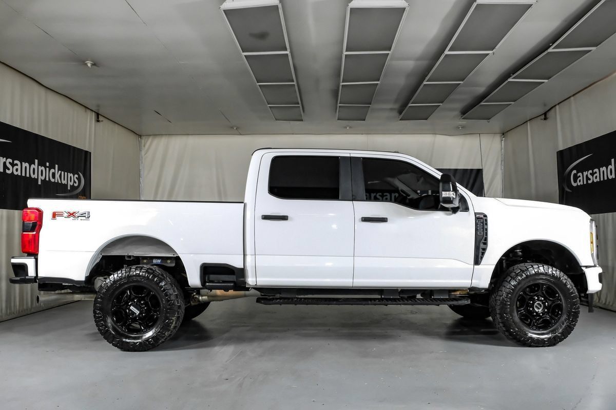 Used 2023 Ford F250 XL w/ STX Appearance Package AWD/4WD image 5