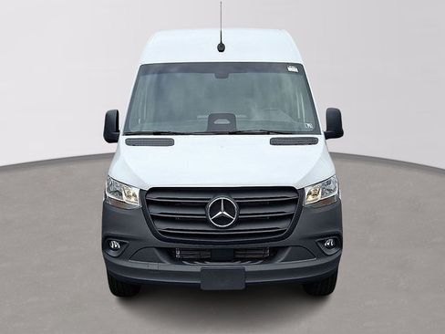 Used 2026 Mercedes-Benz Sprinter 2500 image 2