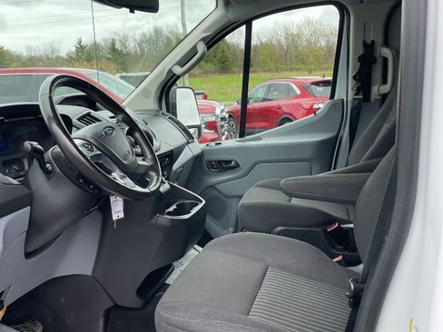 Used 2016 Ford Transit 350 XLT RWD image 5