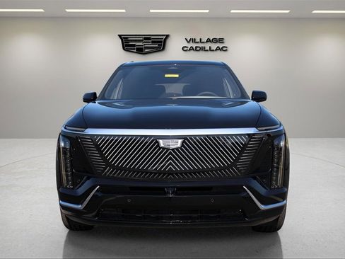 New 2026 Cadillac Vistiq Luxury image 8
