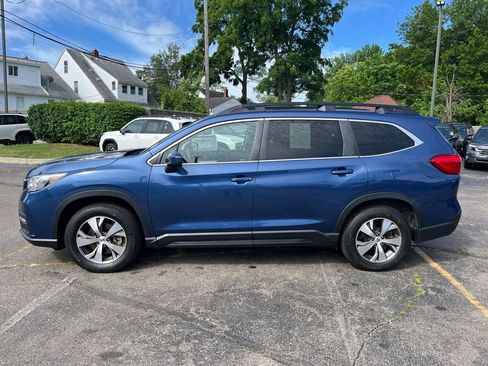 Certified 2022 Subaru Ascent Premium w/ Convenience Package AWD/4WD image 9