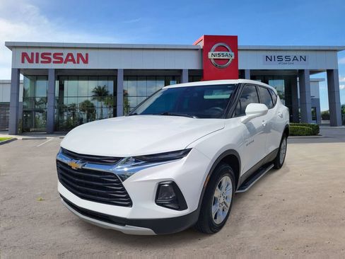Used 2021 Chevrolet Blazer LT FWD image 9