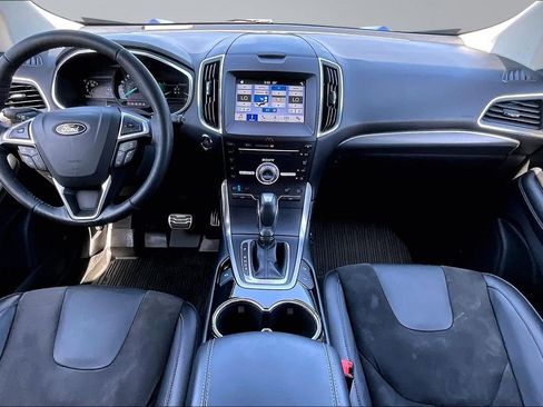 Used 2018 Ford Edge Sport w/ Equipment Group 401A AWD/4WD image 16